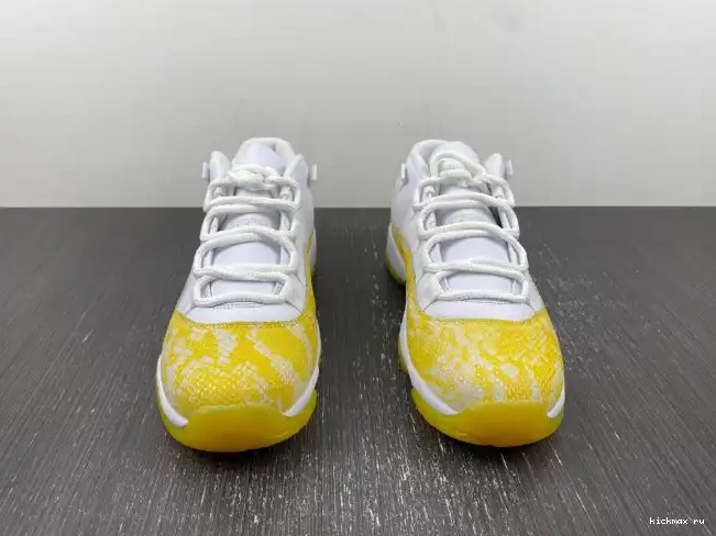 Rep Jordan Snakeskin WMNS Yellow AH7860-107 Low Air 11 0502